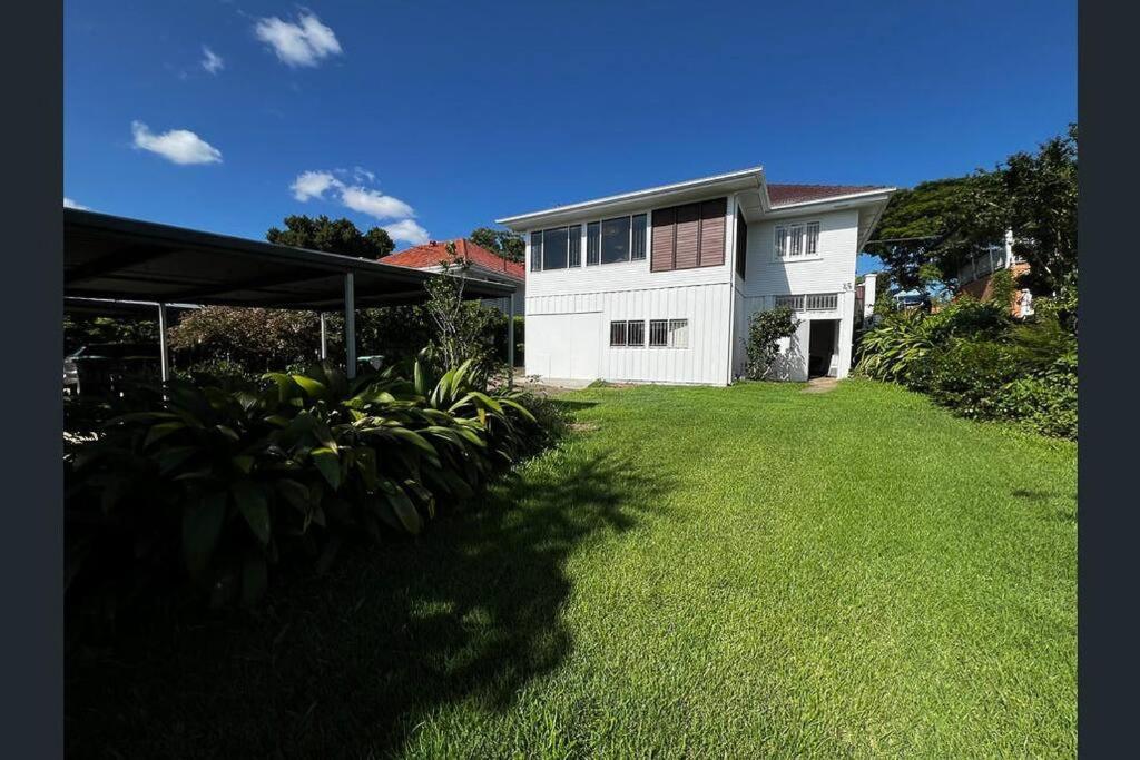 Massive 5bdr Games Wi-fi Netflix Holiday home *