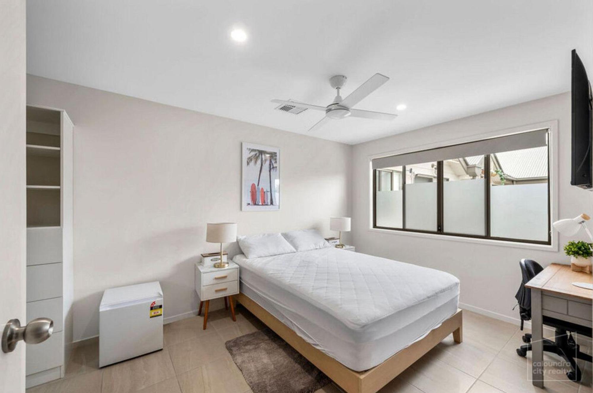 Holiday home Massive 5bdr Games Wi-fi Netflix Brisbane