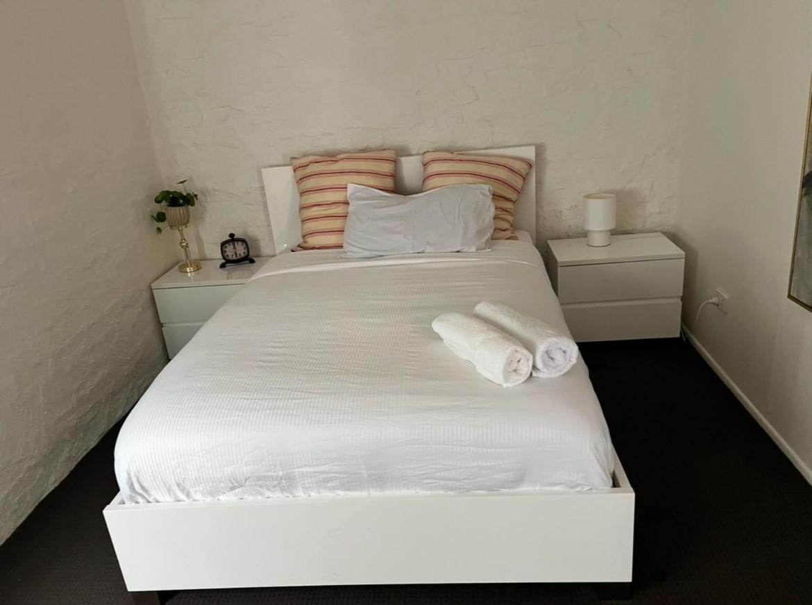 Massive 5bdr Games Wi-fi Netflix Holiday home Brisbane