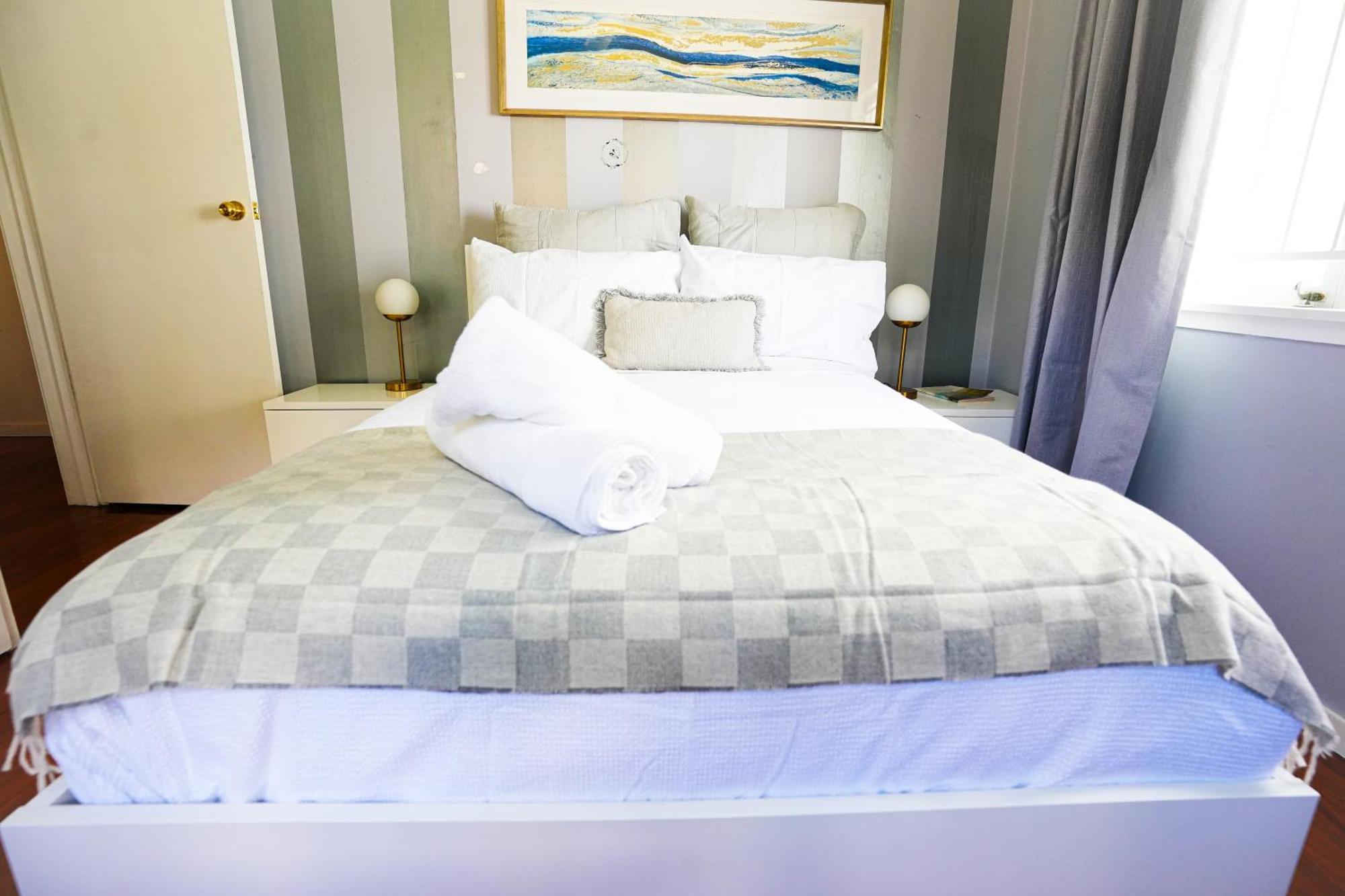 Massive 5bdr Games Wi-fi Netflix Holiday home Brisbane
